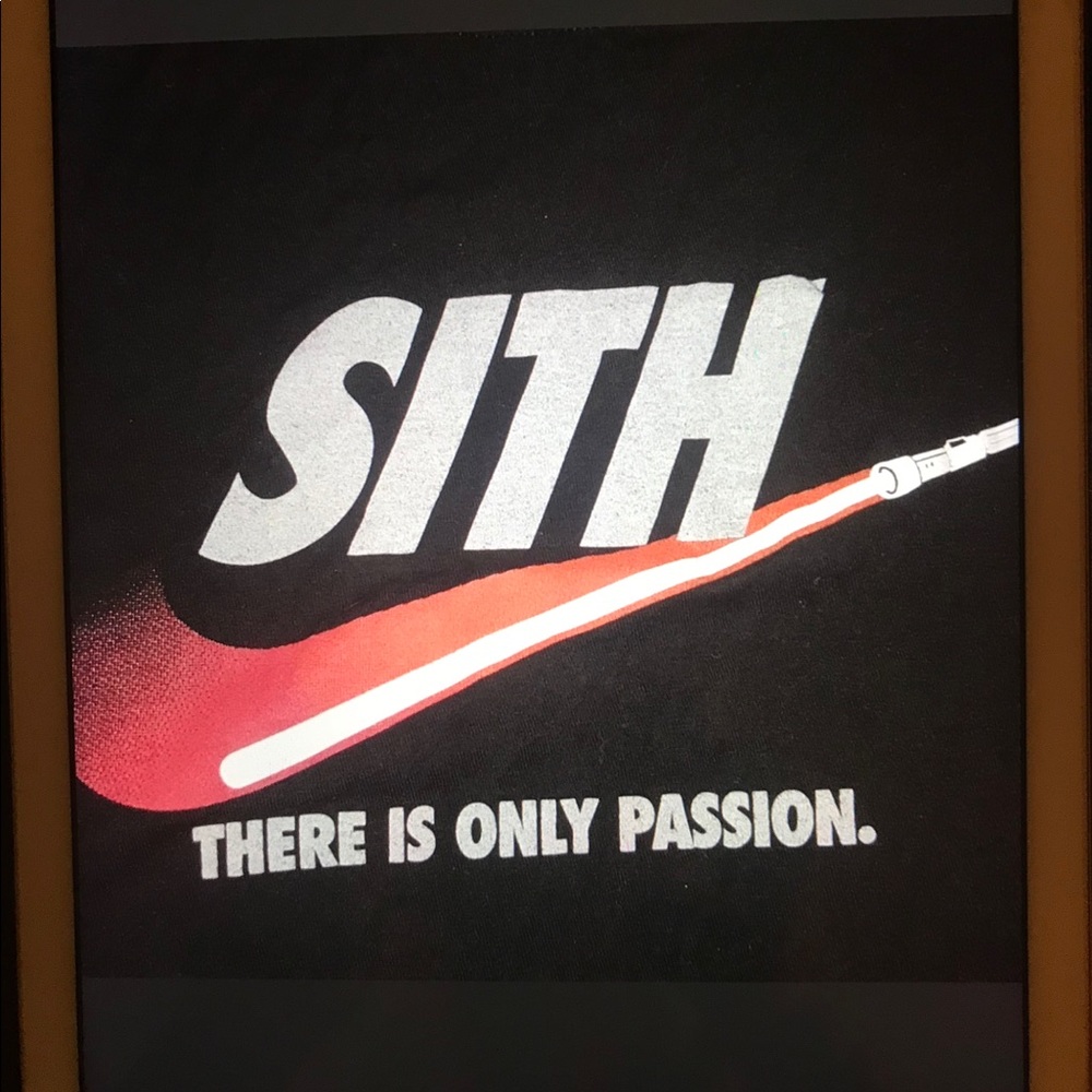 Nike StarWars themed top 🚀